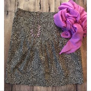 Ann Taylor Black & White graphic print skirt Sz 8